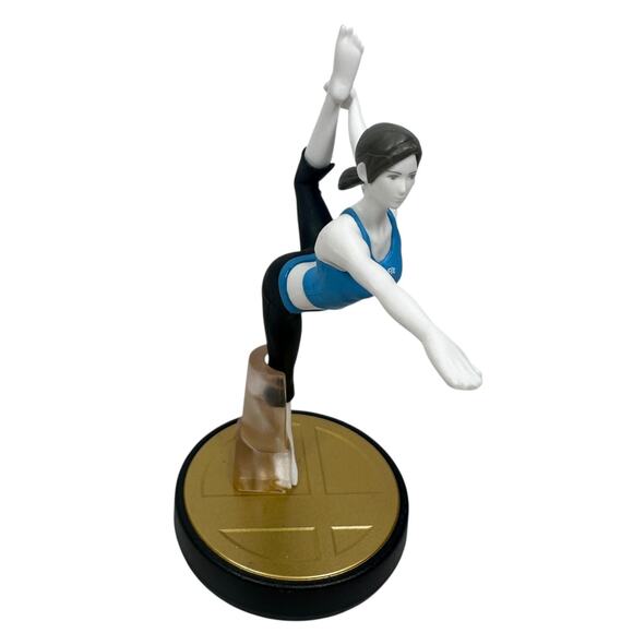 Nintendo Amiibo Super Smash Bros. Wii Fit Trainer Figure 4" Loose Collectible - Picture 3 of 7